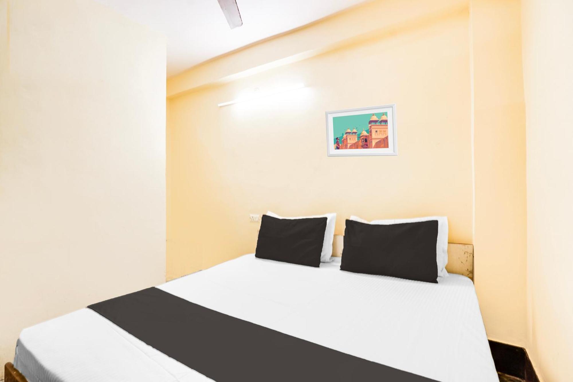 Hotel Spot On Tejasvi Noida Exterior foto